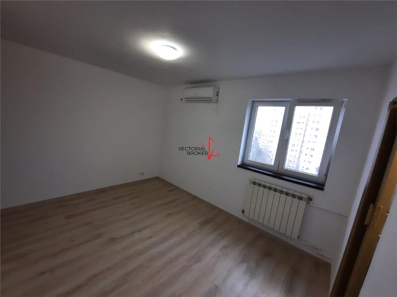 Bd. 1 Decembrie 1918 garsoniera